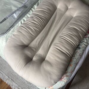 Snuggle Me Infant Lounger